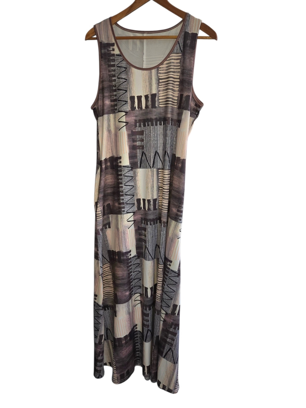Sleeveless Abstract Print Maxi Dress in Neutral Tones - Has Pockets